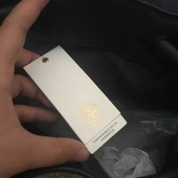 Original BRAND NEW TORY BURCH Britten Backpack - Picture 6 of 6